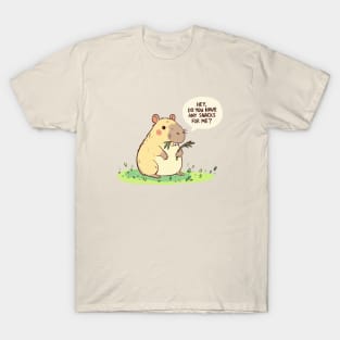 capybara wants food T-Shirt